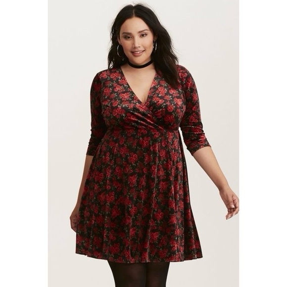 torrid Dresses & Skirts - TORRID Black Velvet Red Rose Faux Wrap Front Women’s  Whimsigoth Dress Sz 1X